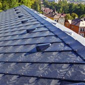 TACHOVSKÁ BŘIDLA - hřebenáč černošedá, plastová krytina